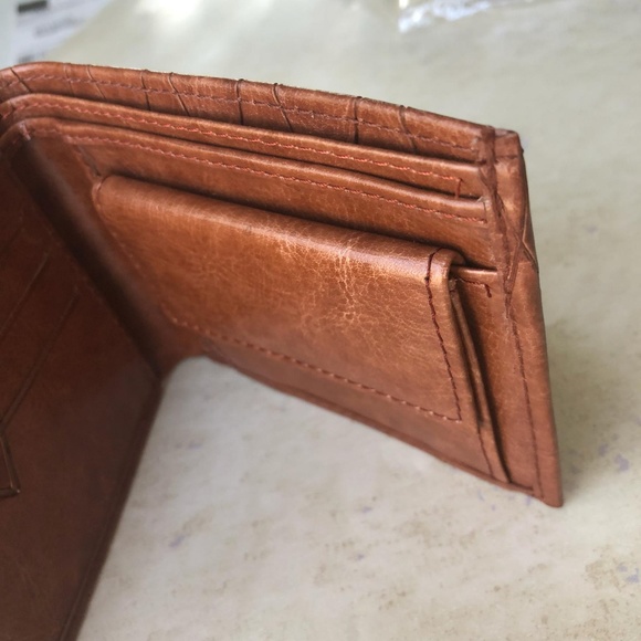 GENUINE LEATHER WALLET - Picture 3 of 4